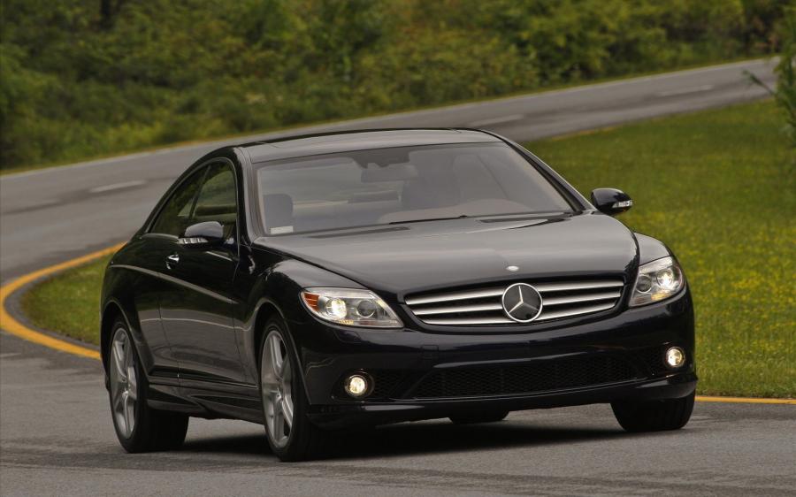  Mercedes-Benz CL550 4Matic 2009 года  (фото 4 из 26)